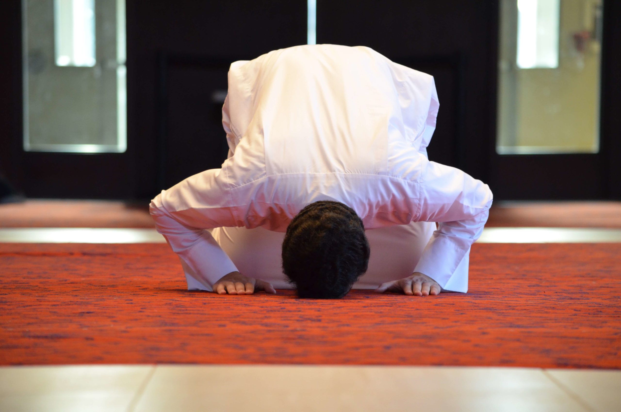 sujud in salat prayer