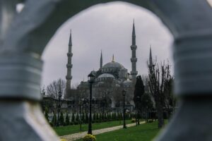 Hanafi Madhab: Origins, Principles & Modern Impact